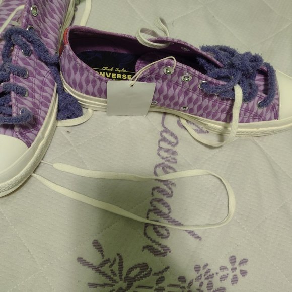 Converse sneakers - Picture 2 of 16